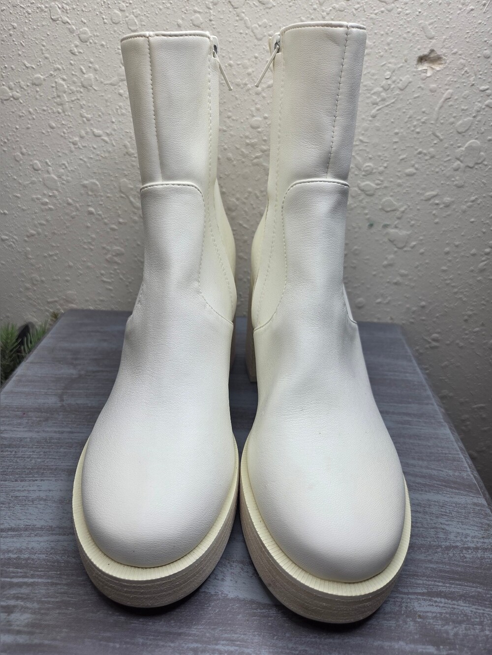 Altar'd State Off-White Platform Ankle Boots Size 7.5 - Picture 2 of 11